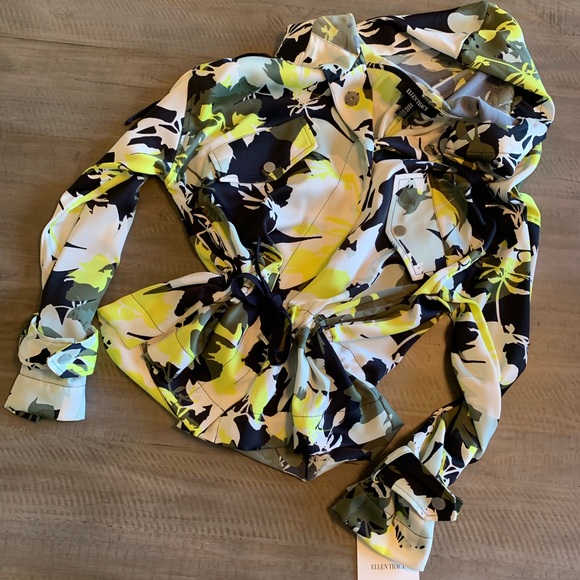 Ellen Tracy Jackets & Blazers - Ellen Tracy Bosque Cinched Hood Jacket